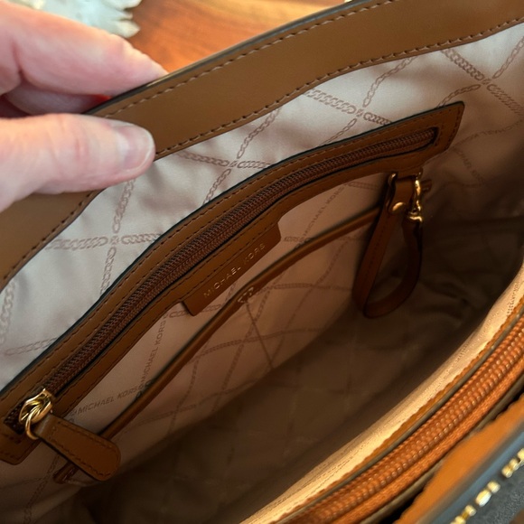 Michael Kors Brown and Beige Women's Bag - Picture 4 of 7